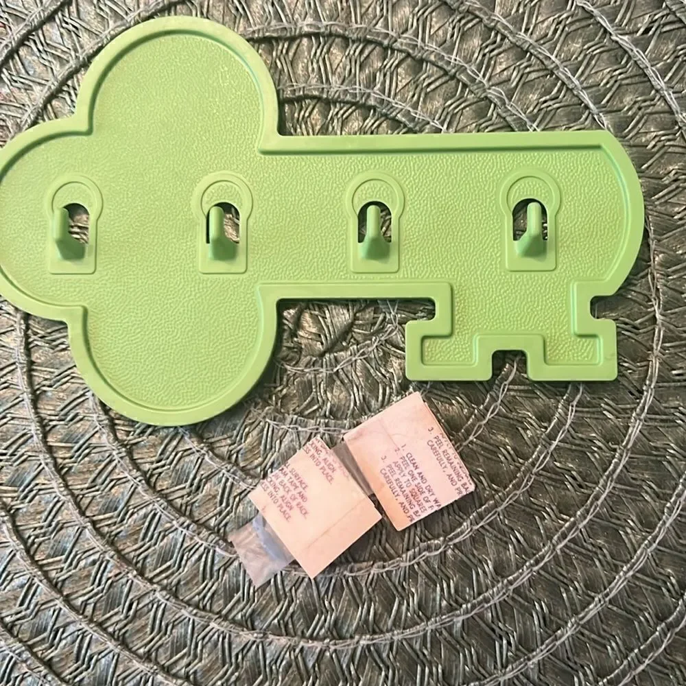 Vintage Tupperware set Apple slicer 2 hooks stickers key holder labels EVC
